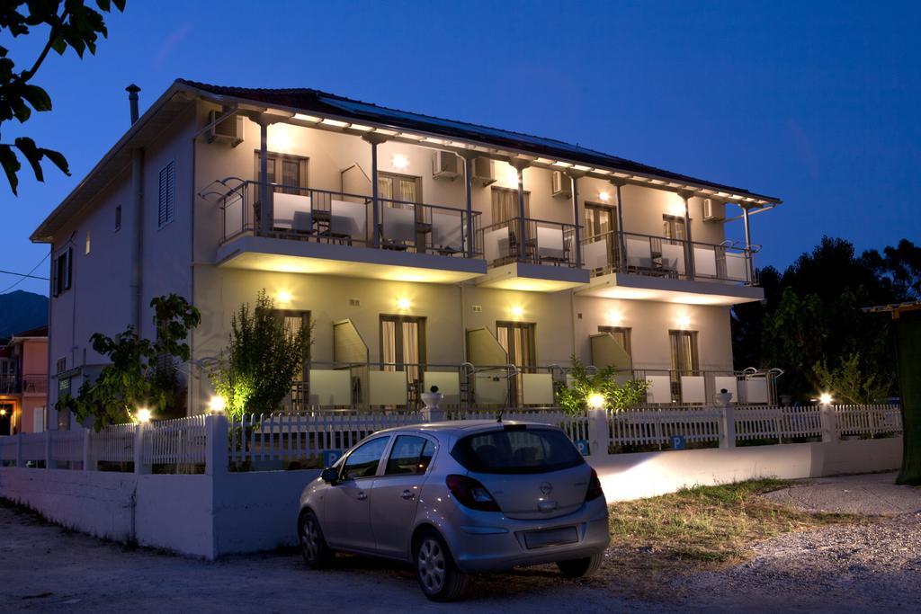 Savinos Rooms Vasilikí Exterior foto